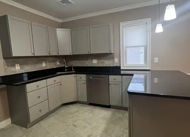 Property at 62 Union St Unit 3, Boston, MA, 02135, 3 beds, 1 bath, [object Object]