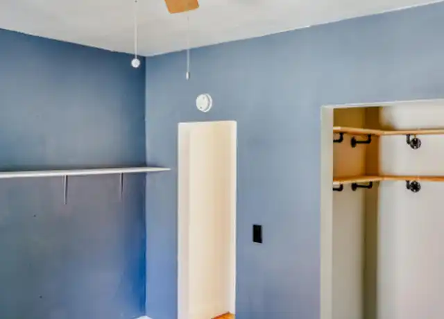 Property at 1001 Reaney Ave E Unit 1, St Paul, MN, 55106, 2 beds, 1 bath, [object Object]
