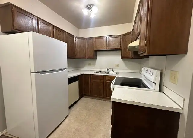 Property at 315 N 25th St Unit 11, Bismarck, ND, 58501, 2 beds, 1 bath, [object Object]