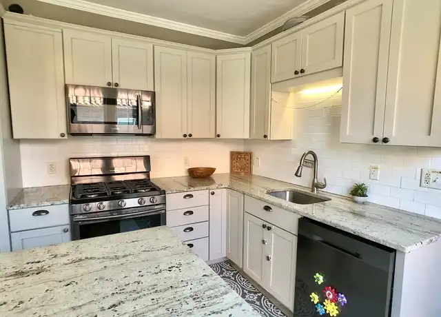 Property at 32 Lakeville Rd #2, Jamaica Plain, MA, 02130, 3 beds, 2 baths, [object Object]