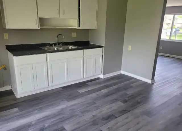 Property at 1880 Holburn Ave Unit D, Columbus, OH, 43207, 2 beds, 1 bath, [object Object]