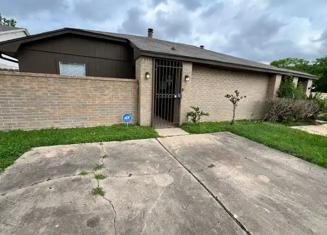 Property at 5434 Parkridge Dr, Houston, TX, 77053, 2 beds, 1 bath, [object Object]