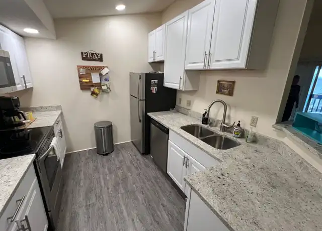 Property at 10051 W Lisbon Ave Unit 10061, Wauwatosa, WI, 53222, 2 beds, 2 baths, [object Object]