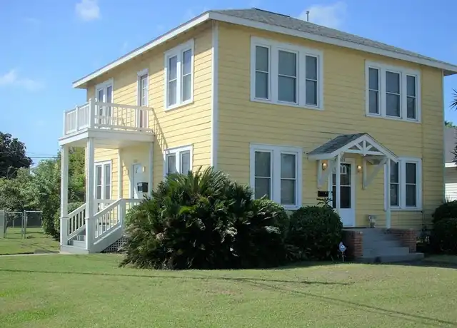 Property at 4101 Avenue S 1/2, Galveston, TX, 77550, 1 bed, 1 bath, [object Object]