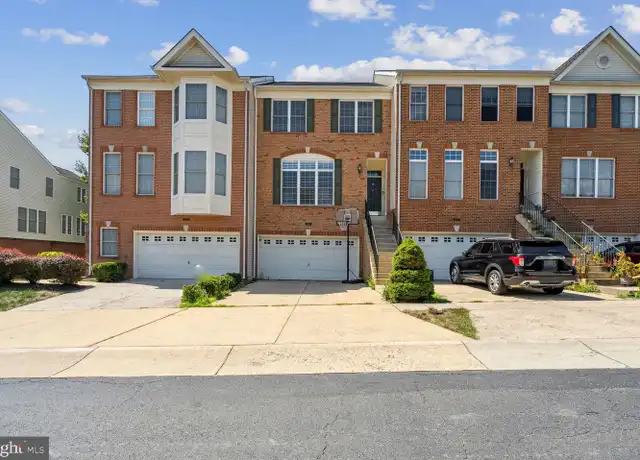 Property at 42929 Shelbourne Sq, Chantilly, VA, 20152, 3 beds, 3.5 baths, [object Object]
