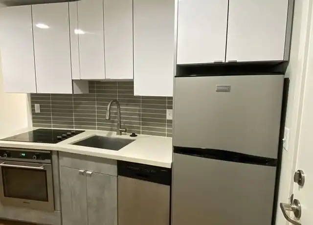 Property at 6408 Phinney Ave N #4, Seattle, WA, 98103, 1 bed, 1 bath, [object Object]