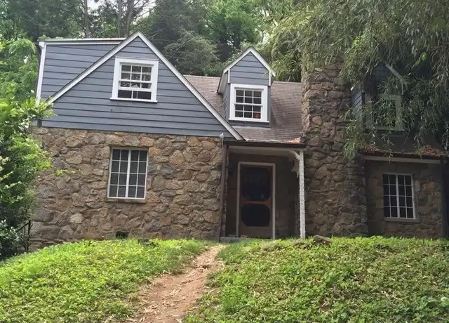 Property at 552 Valley Rd Unit A, Charlottesville, VA, 22903, 2 beds, 1 bath, [object Object]