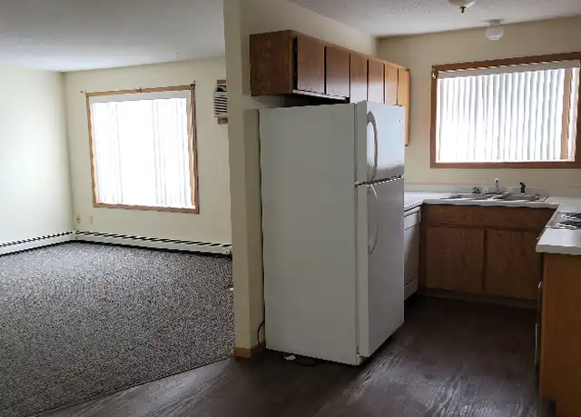 Property at 1043 13th St N, Benson, MN, 56215, 3 beds, 1.5 baths, [object Object]