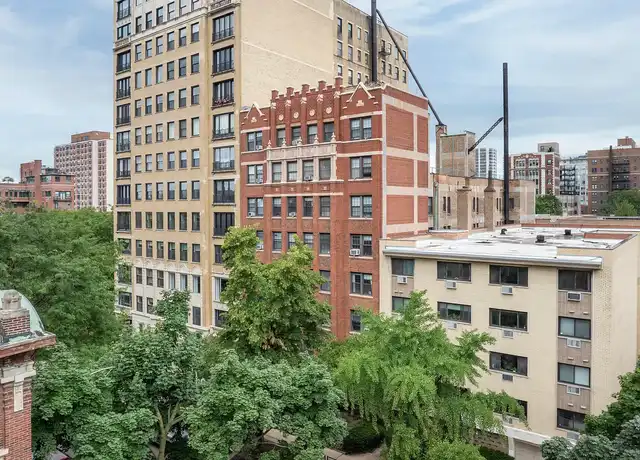 Property at 434 W Wellington Ave, Chicago, IL, 60657, 0 beds, 1 bath, [object Object]