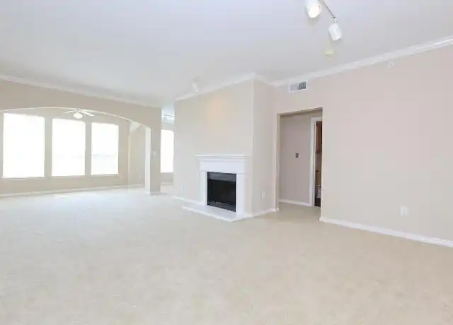 Property at 2355 North Highway 360, Grand Prairie, TX, 75050, 2 beds, 2 baths, [object Object]