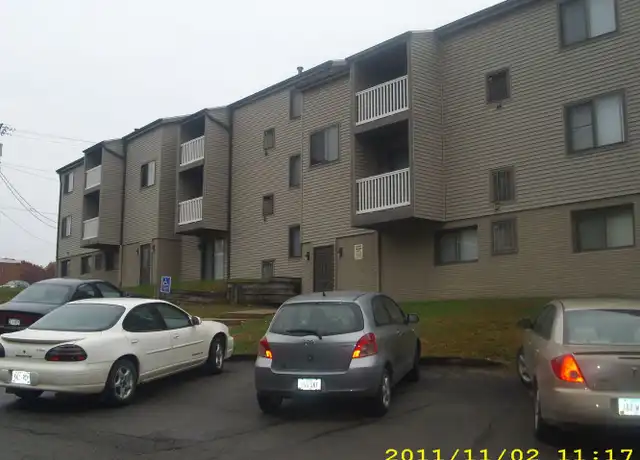 Property at 3215 Pioneer Ave SE, Cedar Rapids, IA, 52403, 2 beds, 1 bath, [object Object]