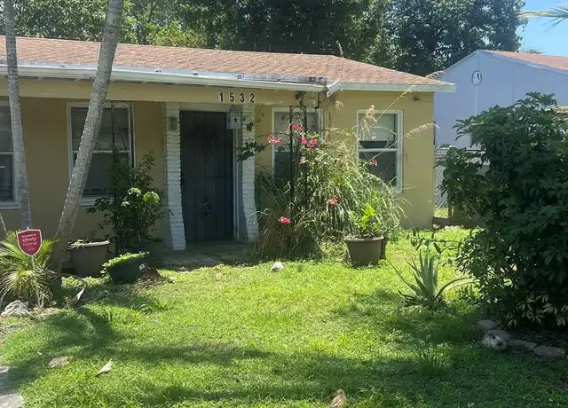Property at 1532 NW 3rd Ave, Fort Lauderdale, FL, 33311, 3 beds, 1 bath, [object Object]