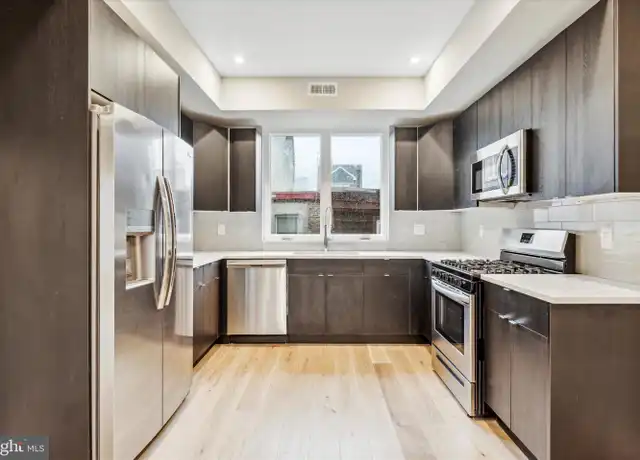 Property at 2605 Annin St Unit 2, Philadelphia, PA, 19146, 2 beds, 1 bath, [object Object]