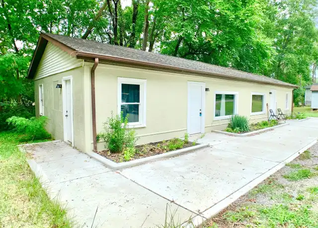 Property at 1624 Golf Club Ln Unit C, Clarksville, TN, 37043, 2 beds, 1 bath, [object Object]