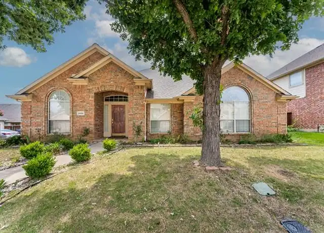 Property at 2832 Bluffview Dr, Lewisville, TX, 75067, 4 beds, 2 baths, [object Object]