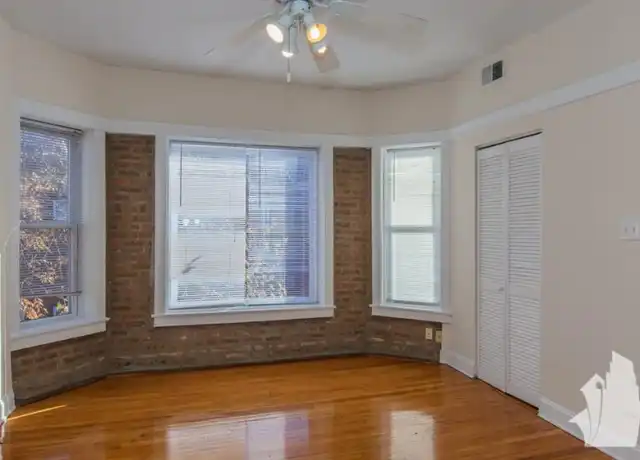Property at 857 W Cornelia Ave, Chicago, IL, 60657, 2 beds, 1 bath, [object Object]