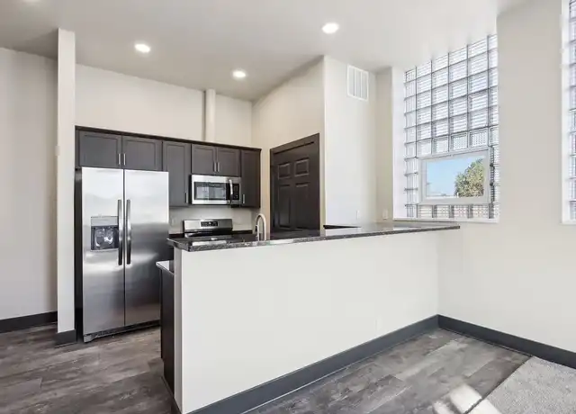 Property at Sunset on North - 1633 E North Ave, Milwaukee, WI, 53202, 2-3 beds, 1 bath, [object Object]