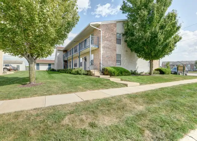 Property at 1202 Wesley Ave, Savoy, IL, 61874, 2 beds, 1 bath, [object Object]