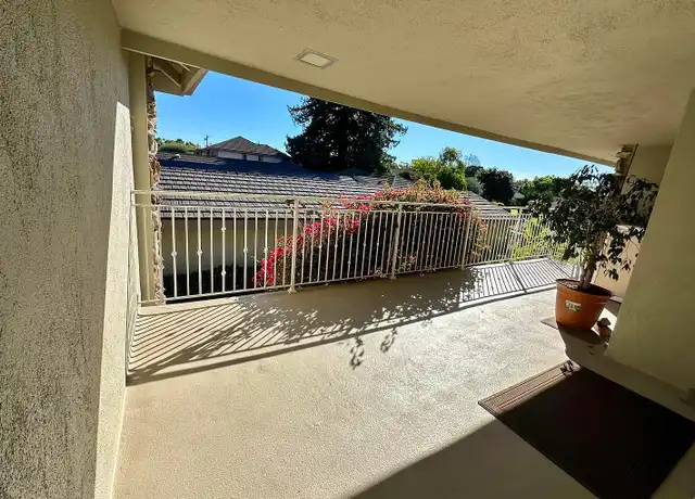 Property at 305 Moreton Bay Ln #6, Goleta, CA, 93117, 2 beds, 2 baths, [object Object]