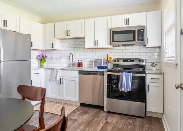 Property at Villas at Northpoint and Southpoint - 16B Wedgewood Dr, Spring Lake, NC, 28390, 2 beds, 1-1.5 bath, [object Object]