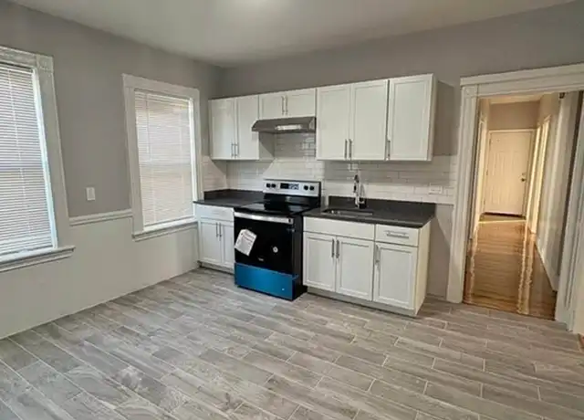 Property at 47 Lyon St Unit 1, Dorchester, MA, 02122, 3 beds, 1 bath, [object Object]