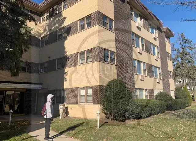 Property at 8644 Skokie Blvd Unit 304, Skokie, IL, 60077, 3 beds, 2 baths, [object Object]