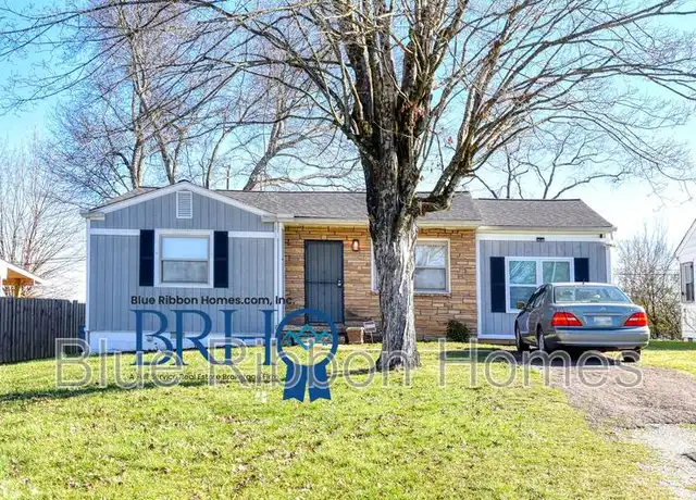 Property at 3236 Sunset Ave, Knoxville, TN, 37914, 3 beds, 2 baths, [object Object]