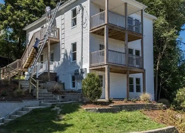 Property at 120 Grant St Unit 2, Gardner, MA, 01440, 3 beds, 1 bath, [object Object]
