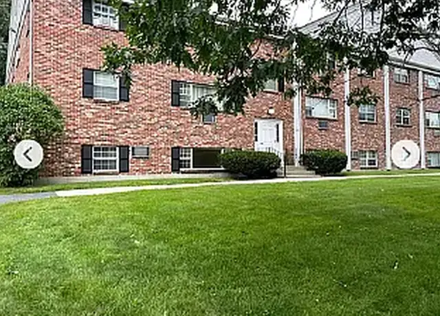 Photo of 299 Upton St, Grafton, MA 01519