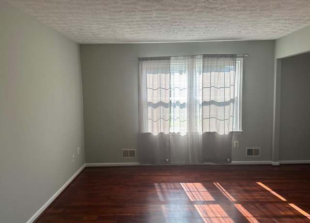 Photo of 5905 Sylvia Ct, Clinton, MD 20735