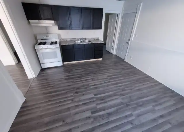 Property at 2010 W Greenfield Ave, Milwaukee, WI, 53204, 4 beds, 1 bath, [object Object]