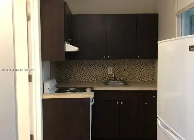 Property at 821 SW 29th Ct Unit 4, Miami, FL, 33135, 1 bed, 1 bath, [object Object]