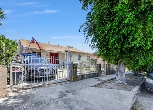 Property at 6418 Makee Ave, Los Angeles, CA, 90001, 4 beds, 2 baths, [object Object]