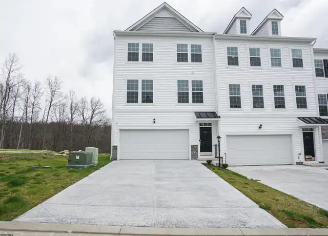 Property at 37 Dover Ct Unit 37, BRUSHY FORK, WV, 26330, 4 beds, 3.5 baths, [object Object]