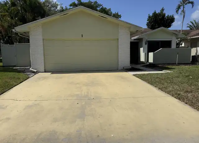 Property at 1 Cambridge Pl, Boynton Beach, FL, 33426, 4 beds, 2 baths, [object Object]