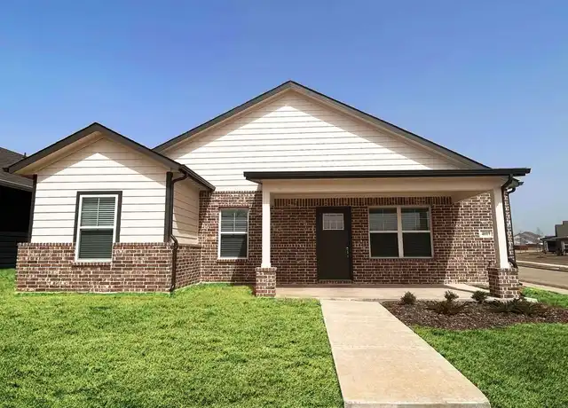 Property at 4019 Dayton Dr, Forney, TX, 75126, 4 beds, 2 baths, [object Object]