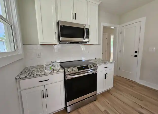 Property at 2818 Vaulx Ln, Nashville, TN, 37204, 2 beds, 1 bath, [object Object]