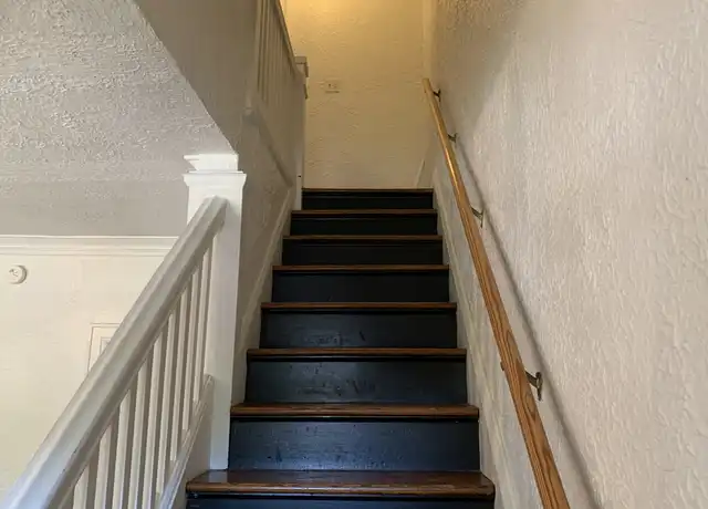 Property at 620 Beech Ave, Charleston, WV, 25302, 3 beds, 1 bath, [object Object]