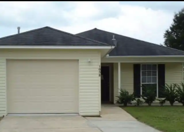 Property at 1058 Antigua Cir, Pensacola, FL, 32506, 3 beds, 2 baths, [object Object]
