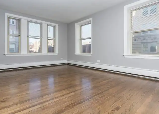 Property at 7130 S Jeffery Blvd, Chicago, IL, 60649, 1 bed, 1 bath, [object Object]