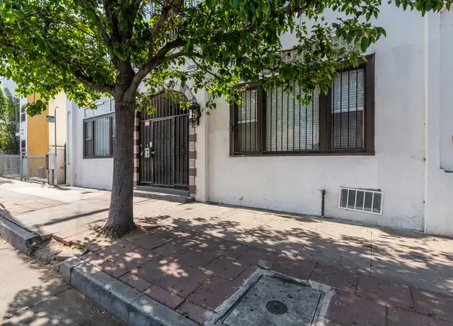 Property at 2960 James M Wood Blvd Unit 105, Los Angeles, CA, 90006, 0 beds, 1 bath, [object Object]