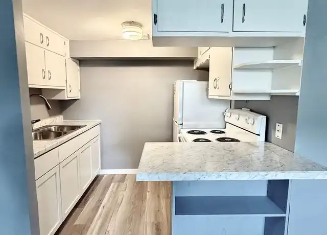Property at 1309 11th St N Apt 5, Fargo, ND, 58102, 1 bed, 1 bath, [object Object]