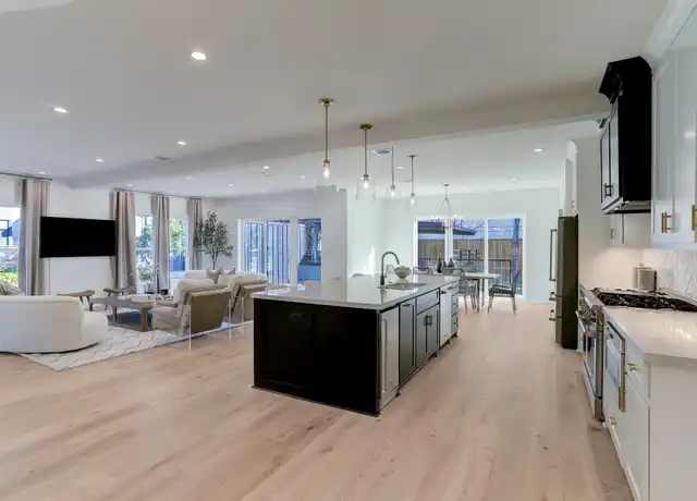 Property at 1601 Bonnie Brae St, Houston, TX, 77006, 4 beds, 4.5 baths, [object Object]