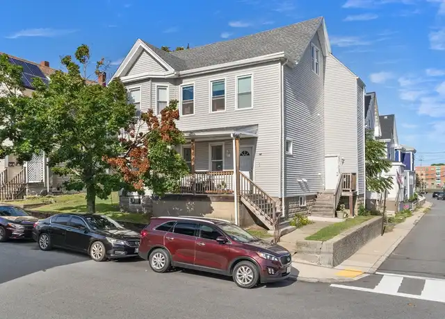 Property at 655 Cross St Unit 1, Malden, MA, 02148, 2 beds, 1 bath, [object Object]