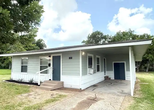 Property at 117 Oak Dr, Lake Jackson, TX, 77566, 2 beds, 1 bath, [object Object]