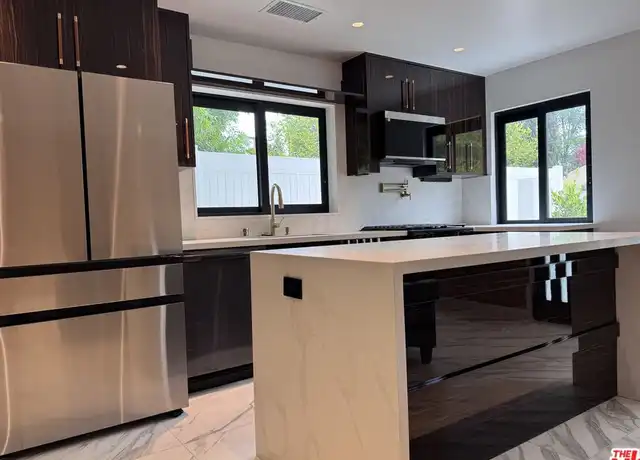 Property at 20529 Miranda Pl, Woodland Hills, CA, 91367, 2 beds, 1.5 baths, [object Object]