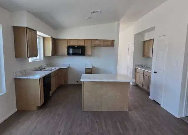 Property at 4982 E 46th Pl, Yuma, AZ, 85365, 4 beds, 2 baths, [object Object]