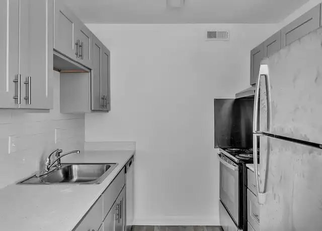 Property at Waverly at Oyster Point Apartments - 819 Forrest Dr, Newport News, VA, 23606, 2 beds, 1 bath, [object Object]