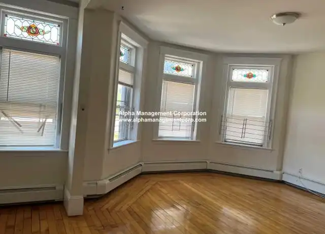 Property at 1472 Commonwealth Ave, Brighton, MA, 02135, 3 beds, 1 bath, [object Object]
