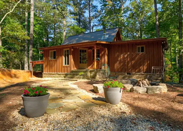 Property at 250 Lovell Ln, Tiger, GA, 30576, 2 beds, 2 baths, [object Object]
